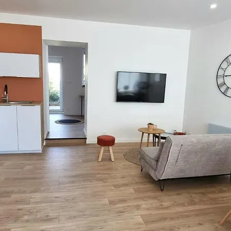 Le P'tit Patio, Terrasse Privative. Apartment *